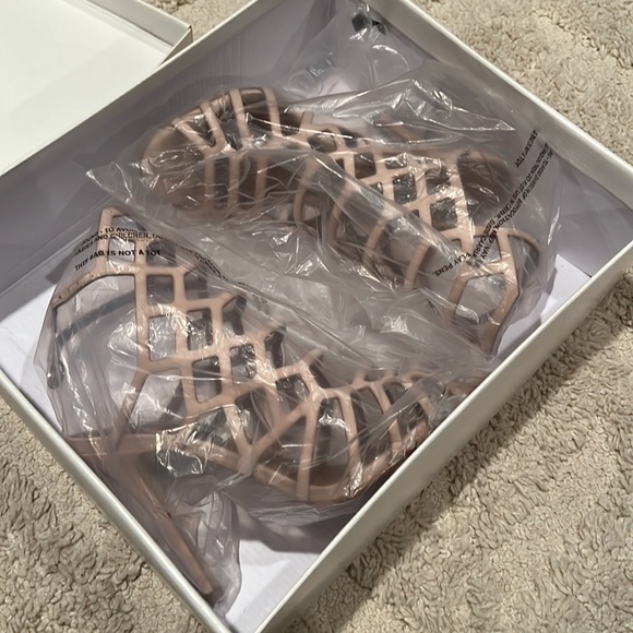 Steve Madden heels - Picture 7 of 7